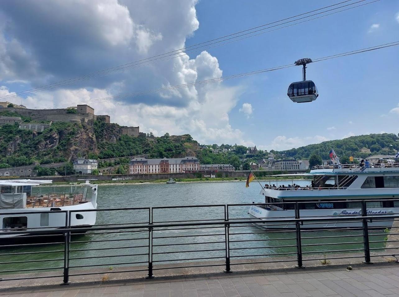 Appartement Rheinblick 2 *